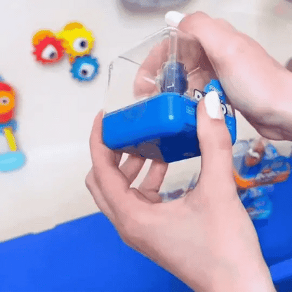 سمكة روبوت سحرية متوهجة (4 قطع) - ألعاب سباحة بإضاءة LED تعمل بالماء 🐠✨